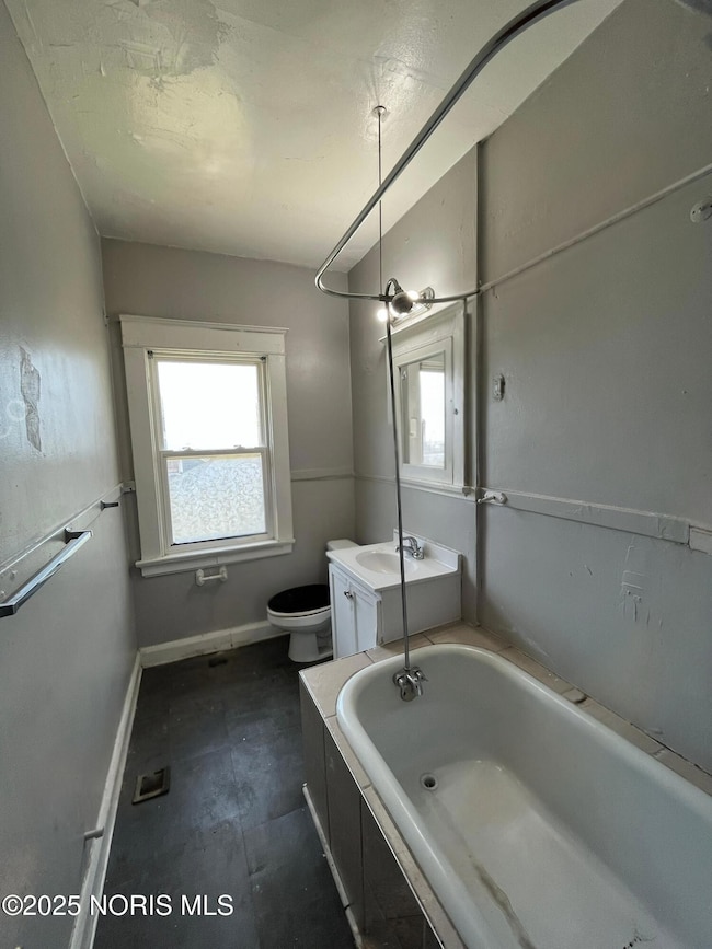 350 Parker Ave, Toledo, OH 43605 - photo 2