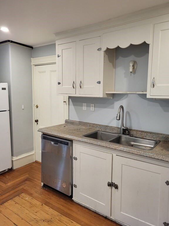 72 Main St unit 3, Wareham, MA 02571 - photo 2