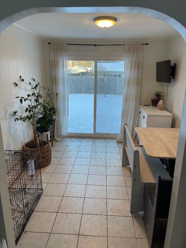 74 Spring St, Swanton, VT 05488 - photo 4