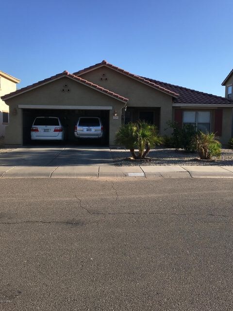 FRONT HOUSE