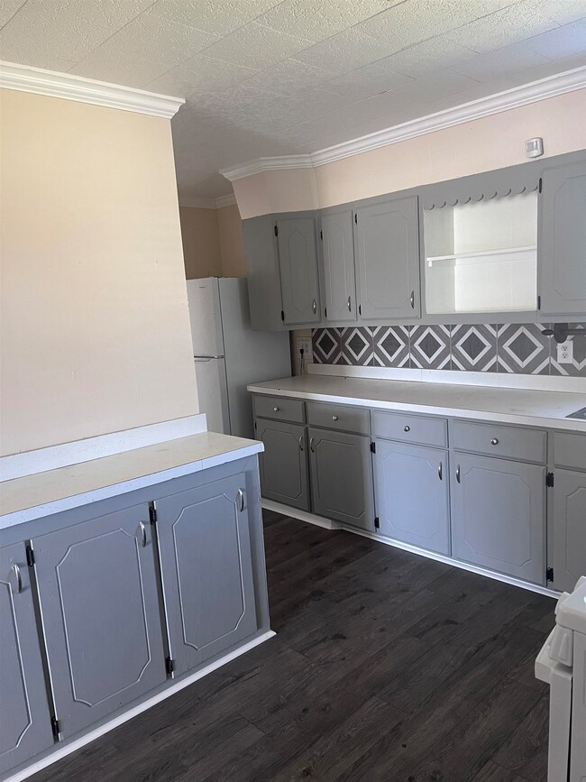 219 Patterson St, Houma, LA 70363 - photo 4