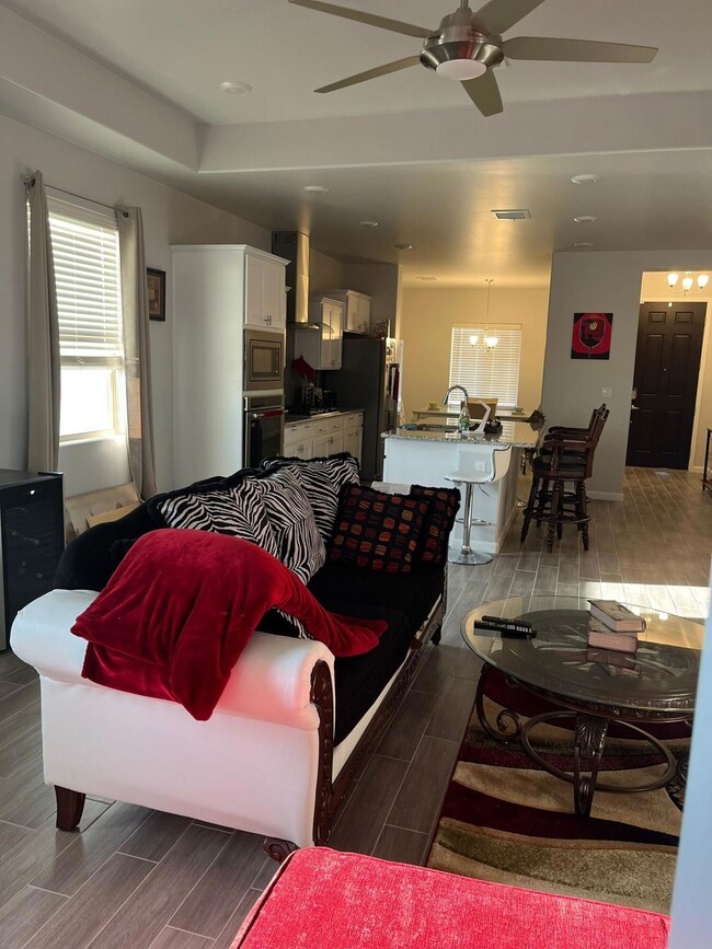 13596 Lawkland St, Horizon City, TX 79928 - photo 7