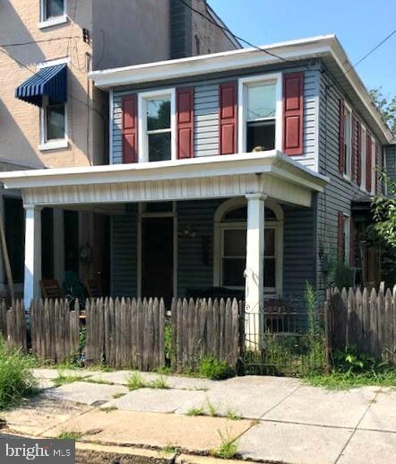 371 Beech St, Pottstown, PA 19464 - photo 2