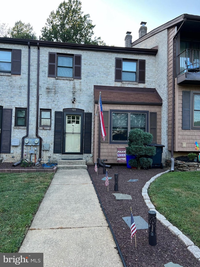 128 Bishop Dr, Aston, PA 19014 - photo 3