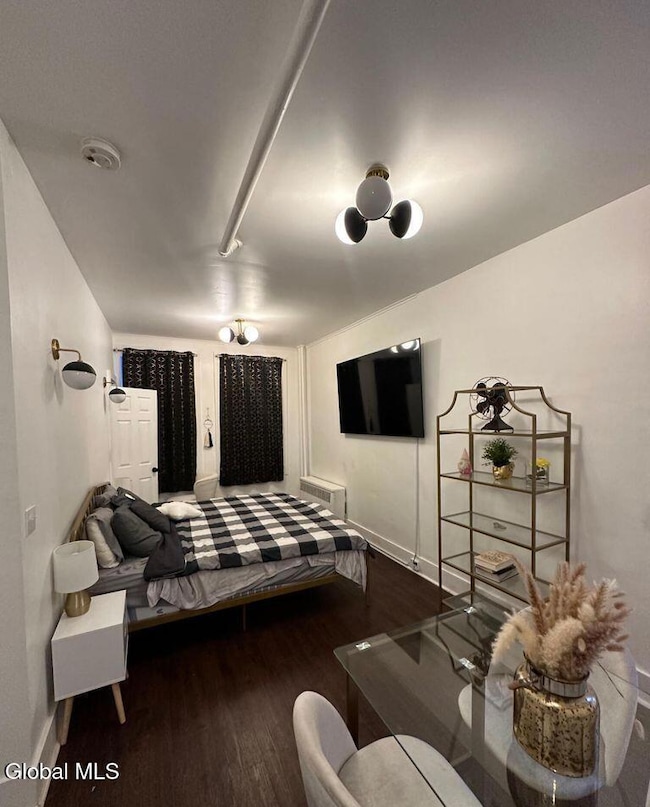 51 Elm St unit 2, Albany, NY 12202 - photo 2