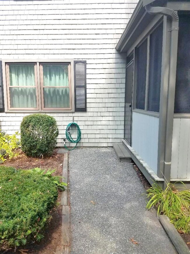 walkway to  door-
