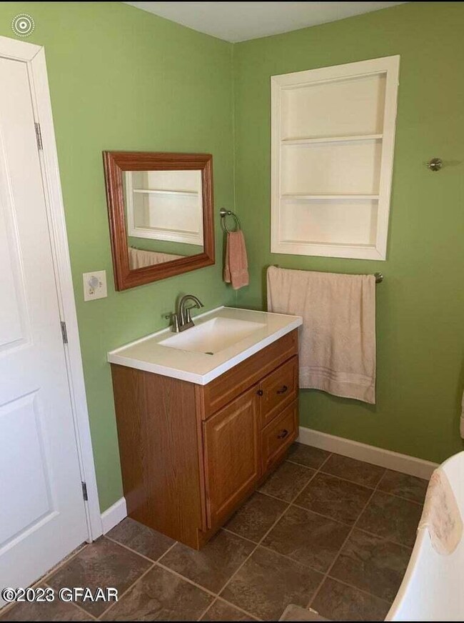 212 5th Ave, Cando, ND 58324 - photo 2