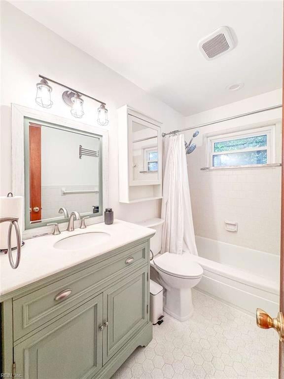 4816 Lonewillow Ln, Virginia Beach, VA 23455 - photo 6