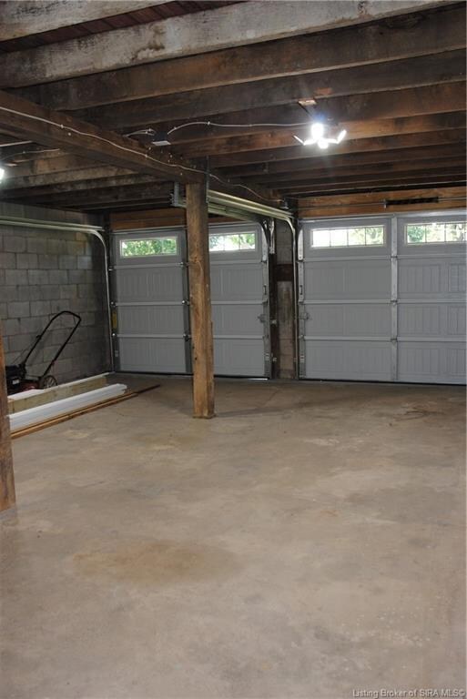 2 additional garage spaces in barn