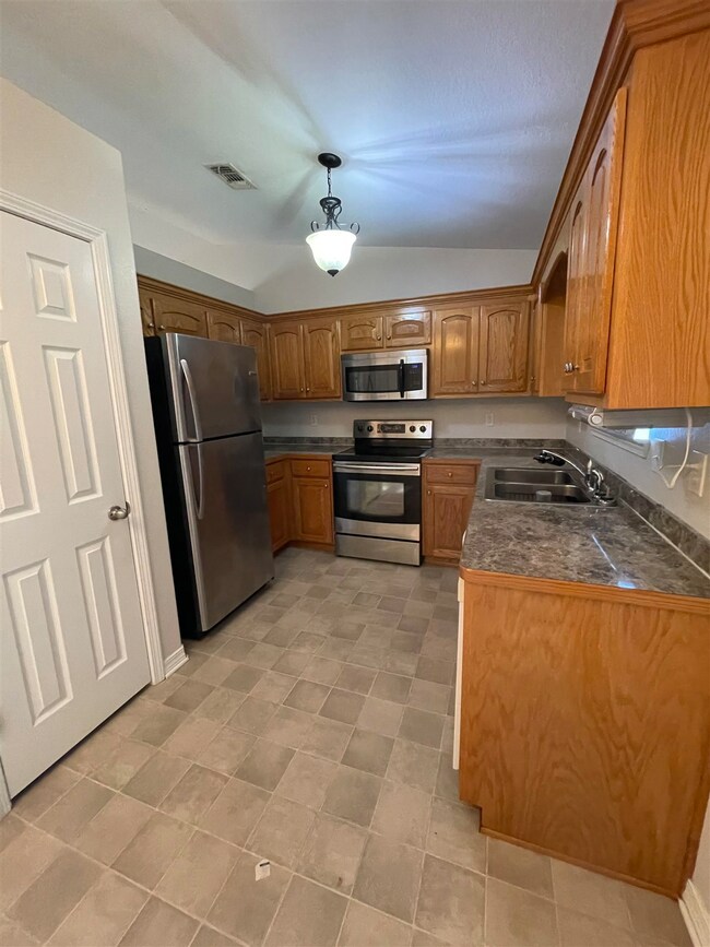 3308 N Simmons Rd, Jay, FL 32565 - photo 4