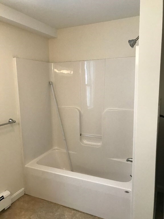 80 E Main St unit 3, Merrimac, MA 01860 - photo 4