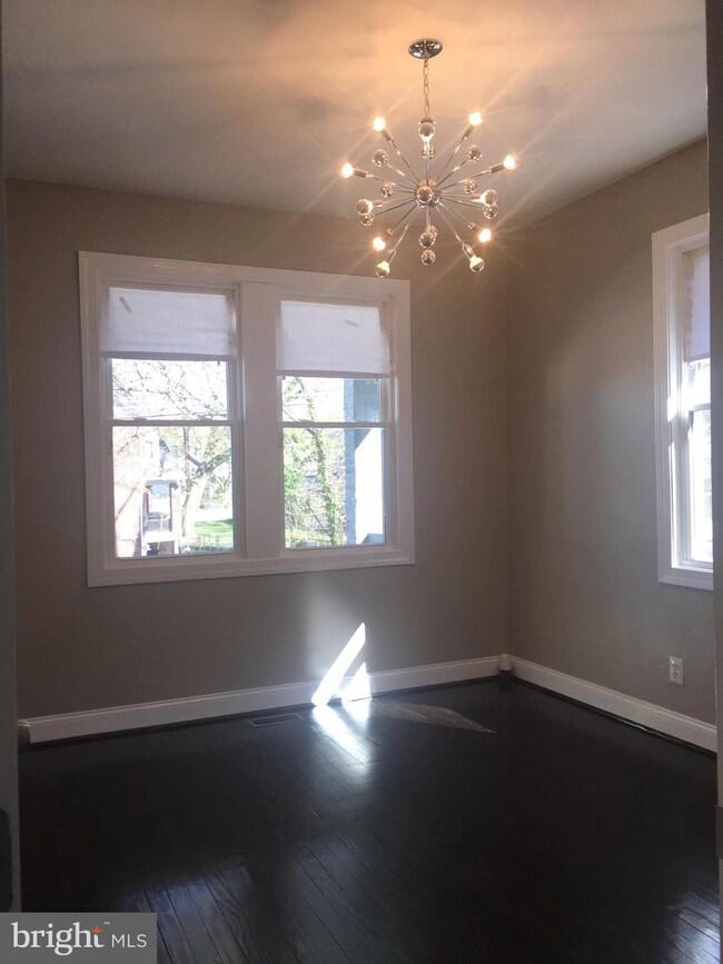 517 Opus Ave, Capitol Heights, MD 20743 - photo 5