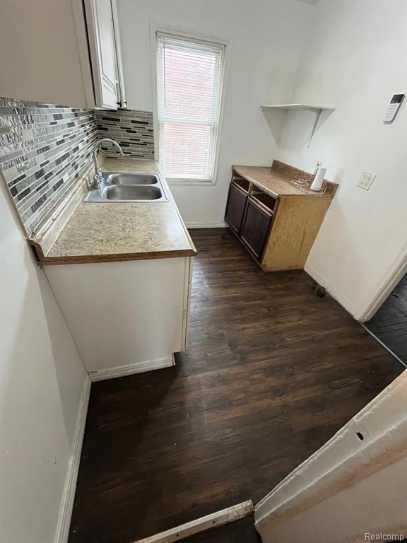 20145 Northlawn St, Detroit, MI 48221 - photo 2