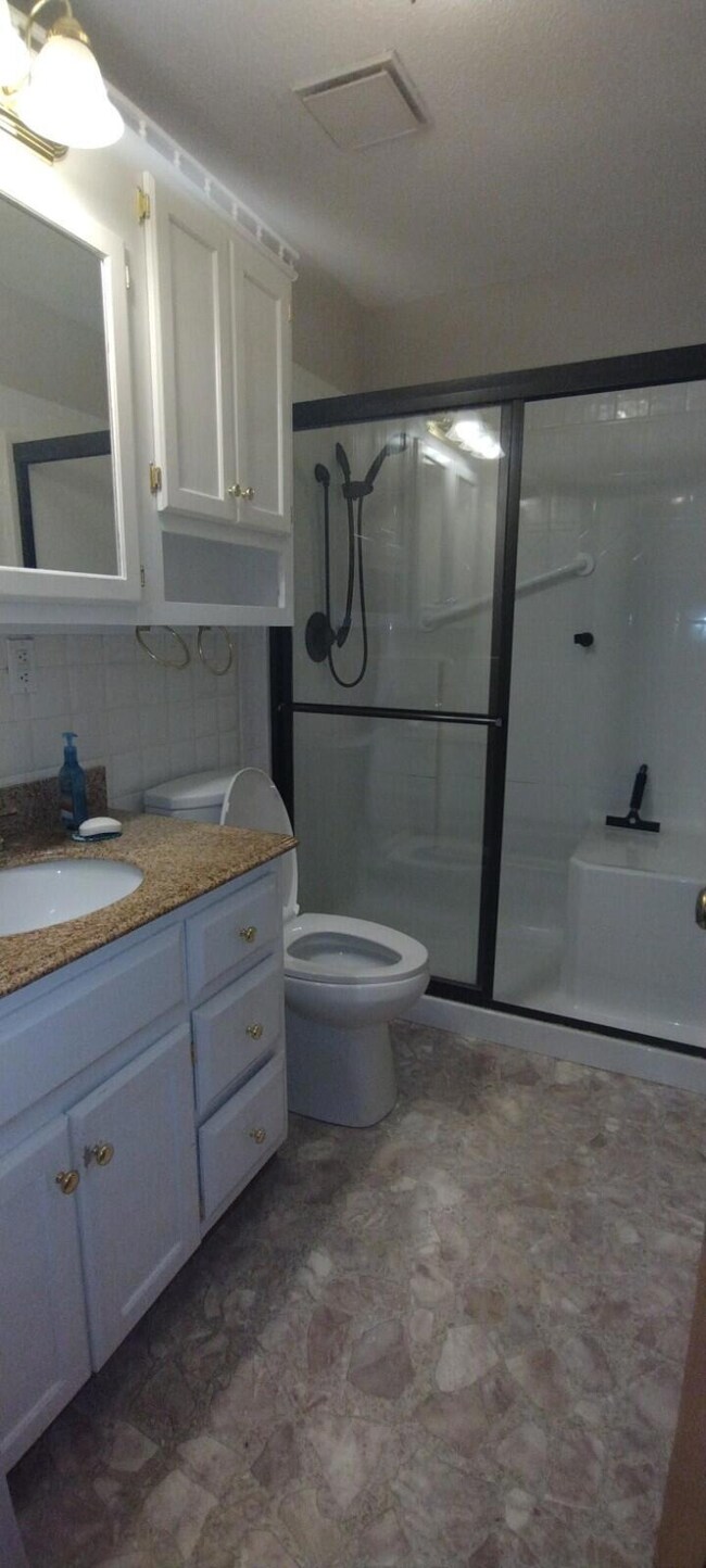 208 Brown St, Berea, KY 40403 - photo 4