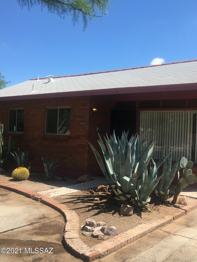 214 N Wilson Ave, Tucson, AZ 85719 - photo 4