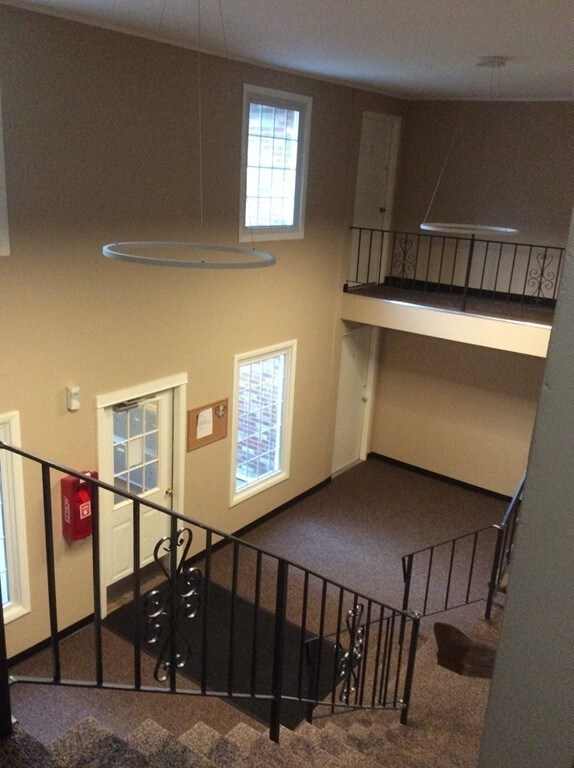 28 Fountain Ln unit 16, South Weymouth, MA 02190 - photo 4