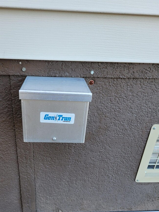 108 Hillview Cir, Charlestown, NH 03603 - photo 6