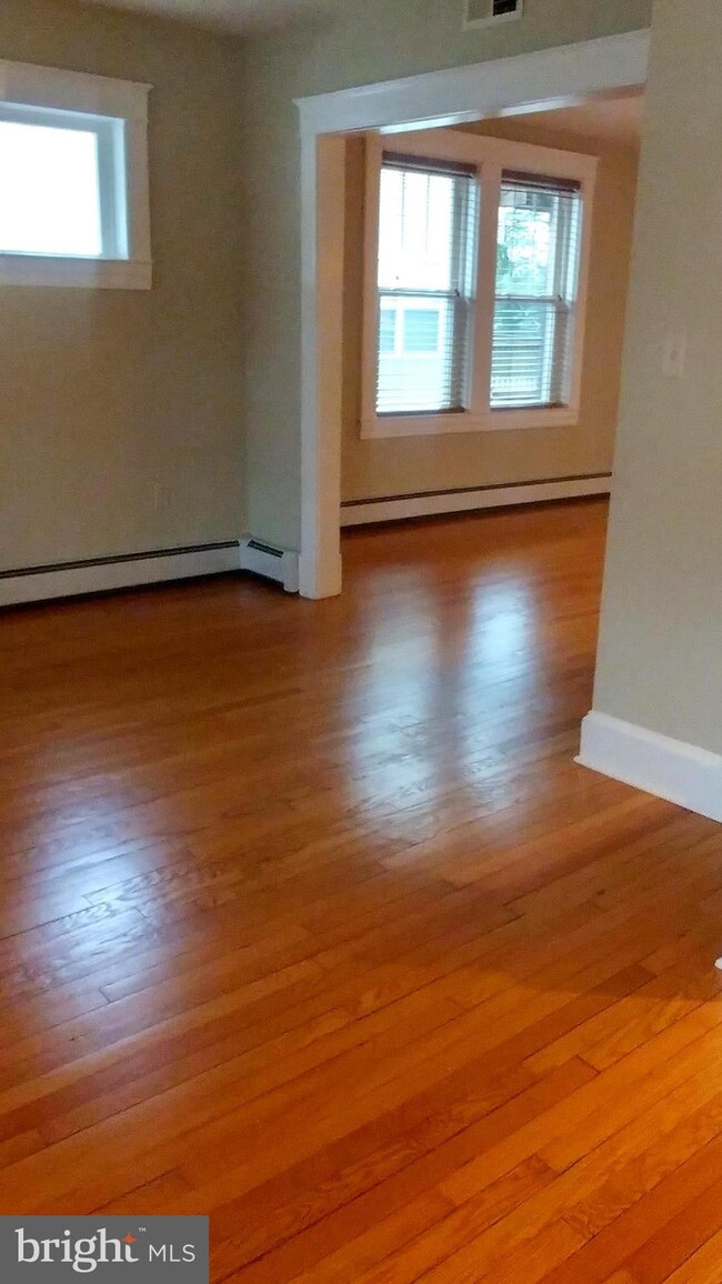 107 1st Ave S, Glen Burnie, MD 21061 - photo 6