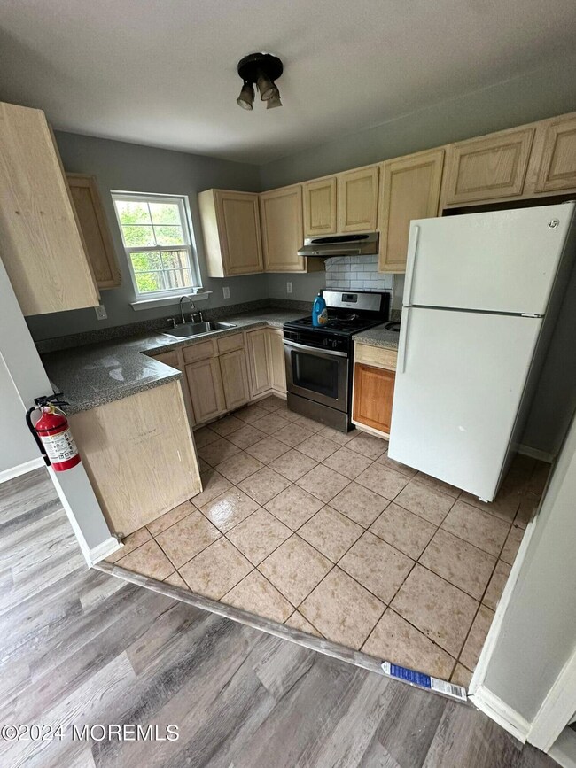 133 Spoon Bill Hollow unit 133, Bayville, NJ 08721 - photo 3