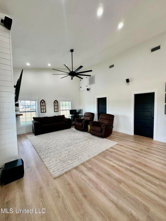 117 Archey Ln, Lucedale, MS 39452 - photo 4