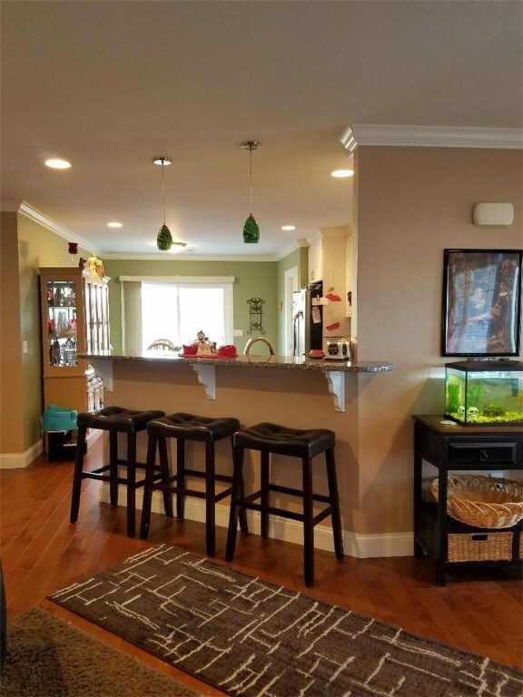 8 Mettatuxet Rd, Narragansett, RI 02882 - photo 4