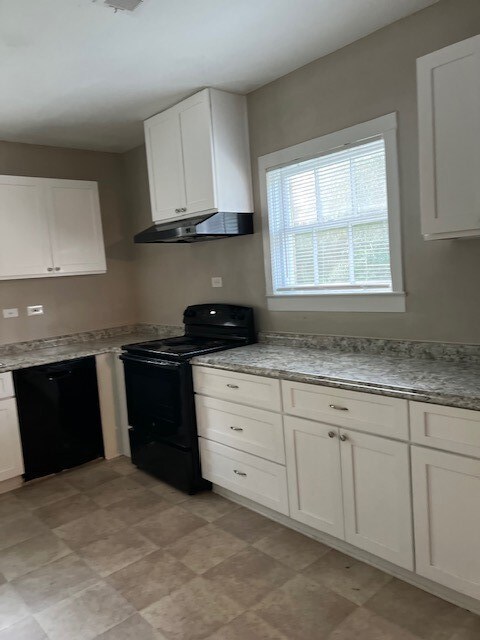 1510 W Dumble St, Alvin, TX 77511 - photo 7