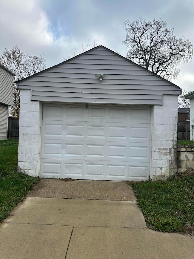 1500 Harvard Ave, Columbus, OH 43203 - photo 4