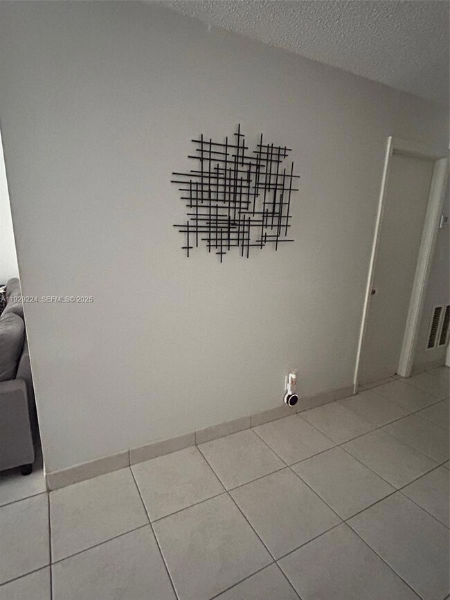 16919 N Bay Rd unit 214, Sunny Isles Beach, FL 33160 - photo 7