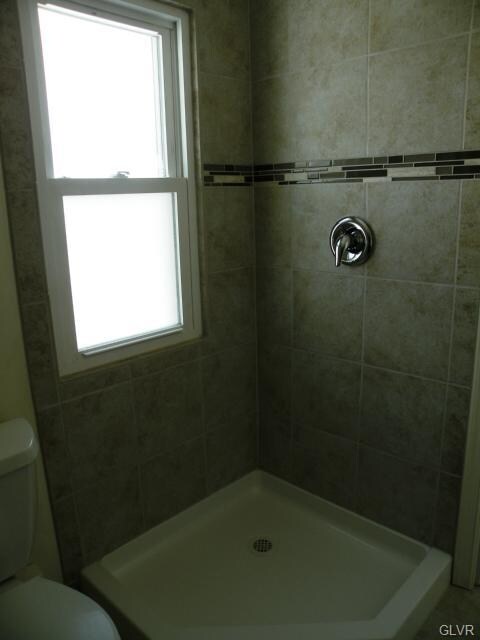 650 E Main St, Macungie, PA 18062 - photo 6