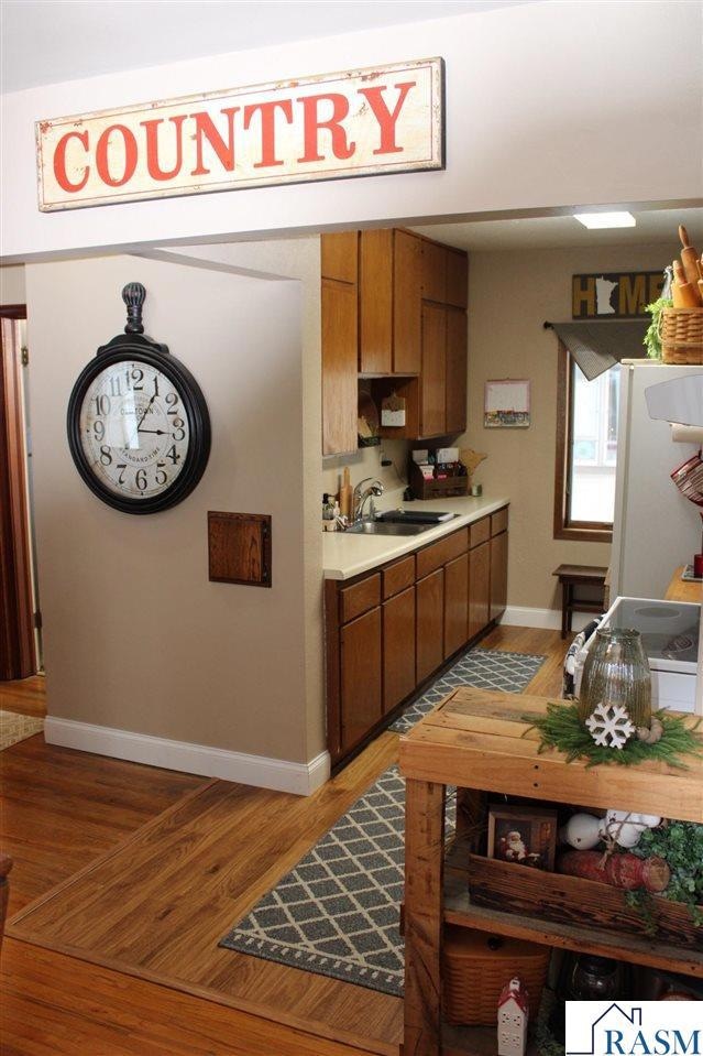 1406 Marsh St, Mankato, MN 56001 - photo 6