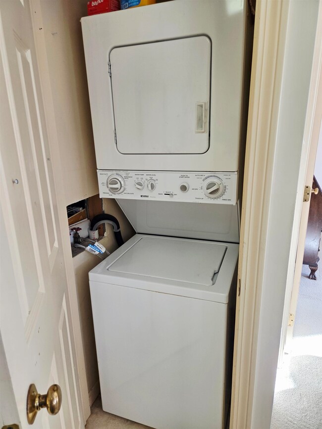 332 Parkside Rd unit 17, New London, NH 03257 - photo 5