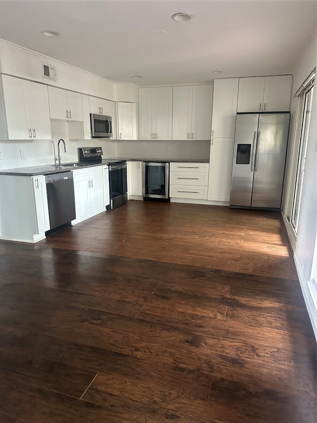 Lage size custom Kitchen