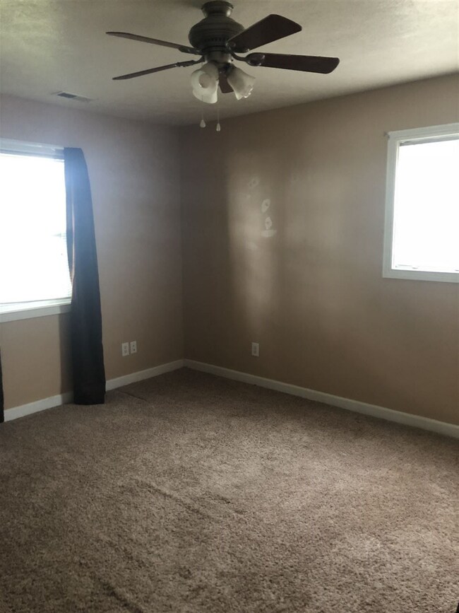 1808 S Berkley Rd, Kokomo, IN 46902 - photo 6