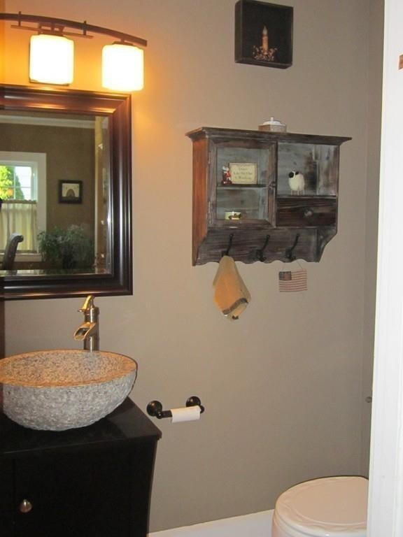 81 Dutcher St, Hopedale, MA 01747 - photo 7