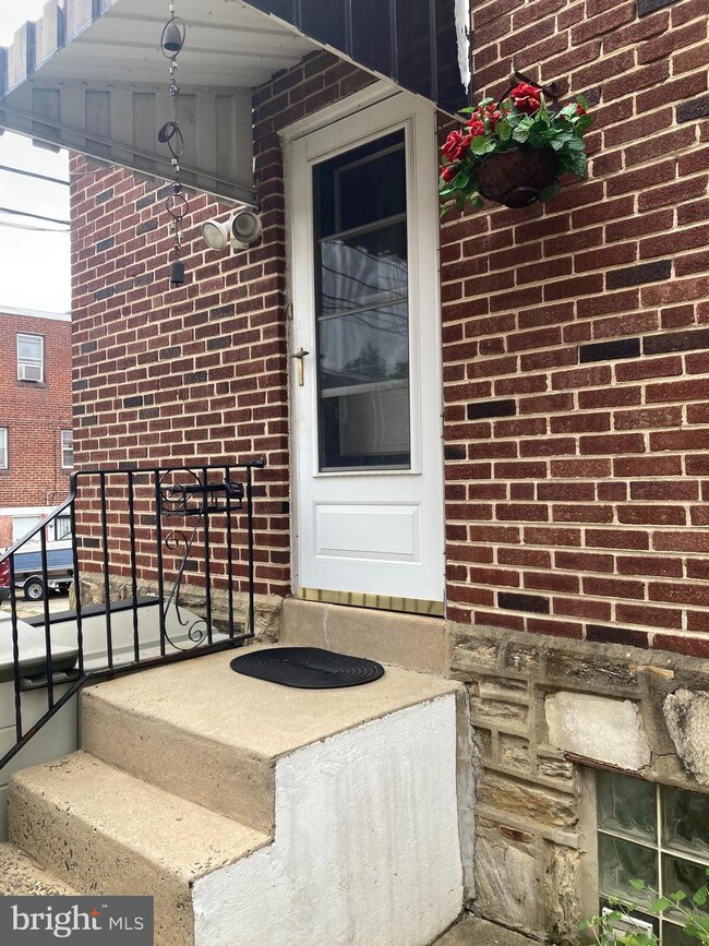 1202 Disston St, Philadelphia, PA 19111 - photo 5