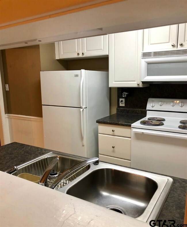 4622 4622 Leisure Ln, Tyler, TX 75703 - photo 6