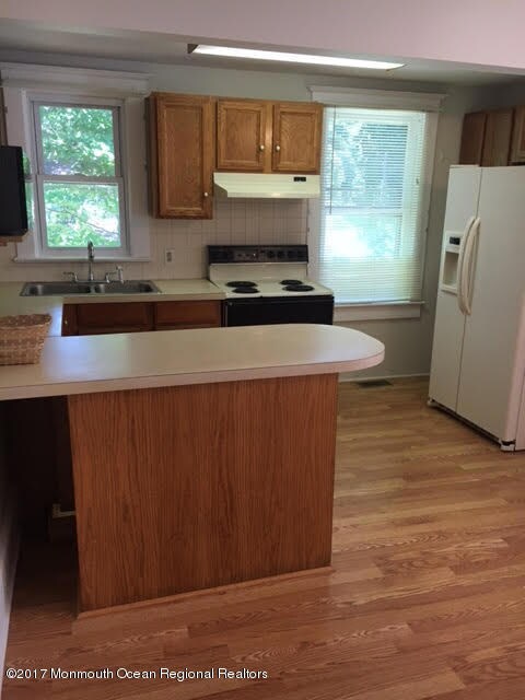 183 State Route 33 unit 185, Freehold, NJ 07728 - photo 3