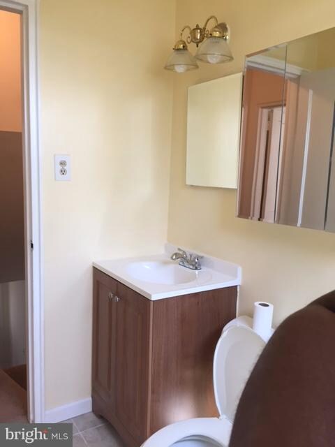 2571 Colebrooke Dr unit 3, Temple Hills, MD 20748 - photo 3