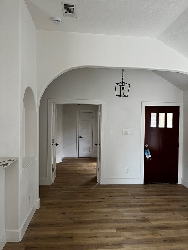 3802 Red Fir Dr, Houston, TX 77088 - photo 5