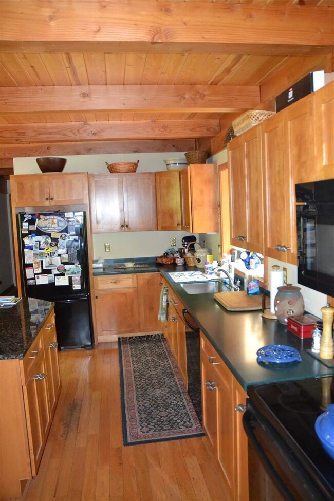 14 Abenaukee Dr, Wolfeboro, NH 03894 - photo 6