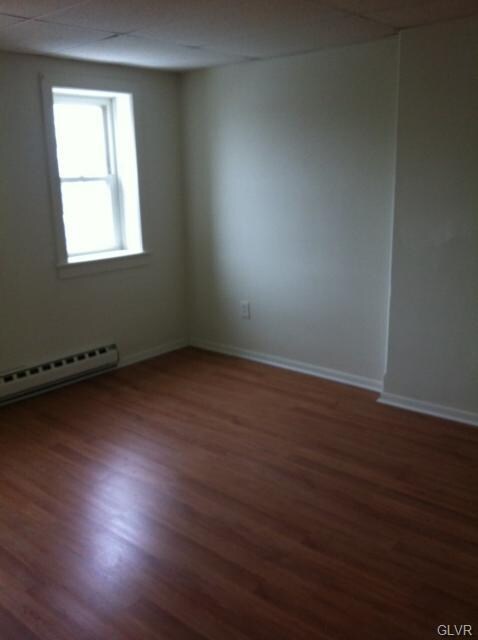 132 S 7th St unit 3, Allentown, PA 18101 - photo 3