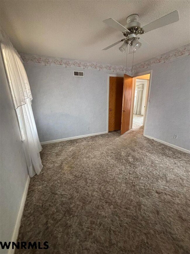 2809 6th Ave, Scottsbluff, NE 69361 - photo 5