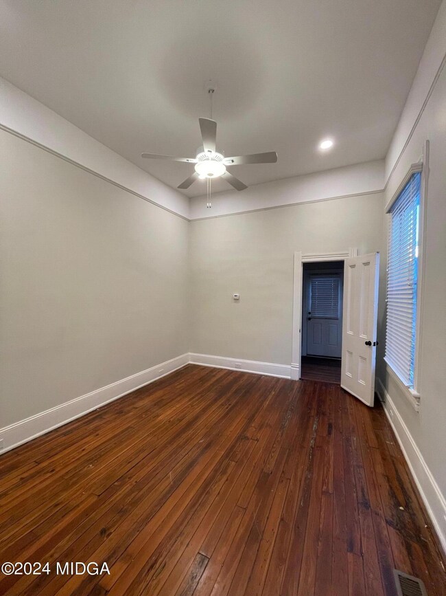 1249 Ross St unit B, Macon, GA 31201 - photo 3