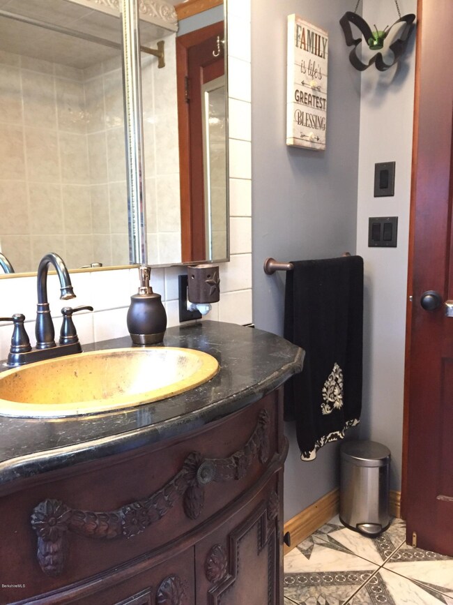 Bathroom Vanity