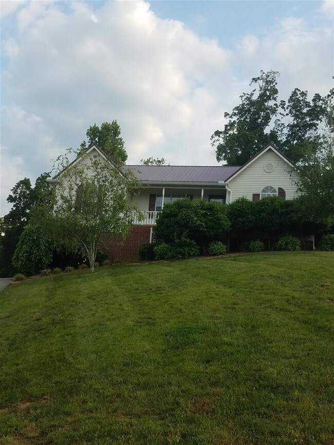 3813 Shandee Ln, Morristown, TN 37814 - photo 3