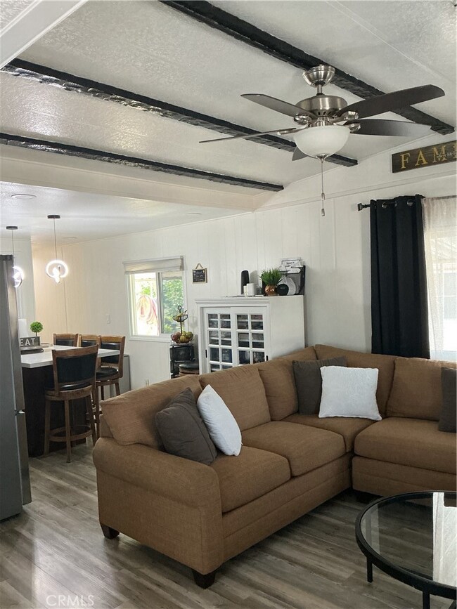 1097 N State St unit 186, Hemet, CA 92543 - photo 2