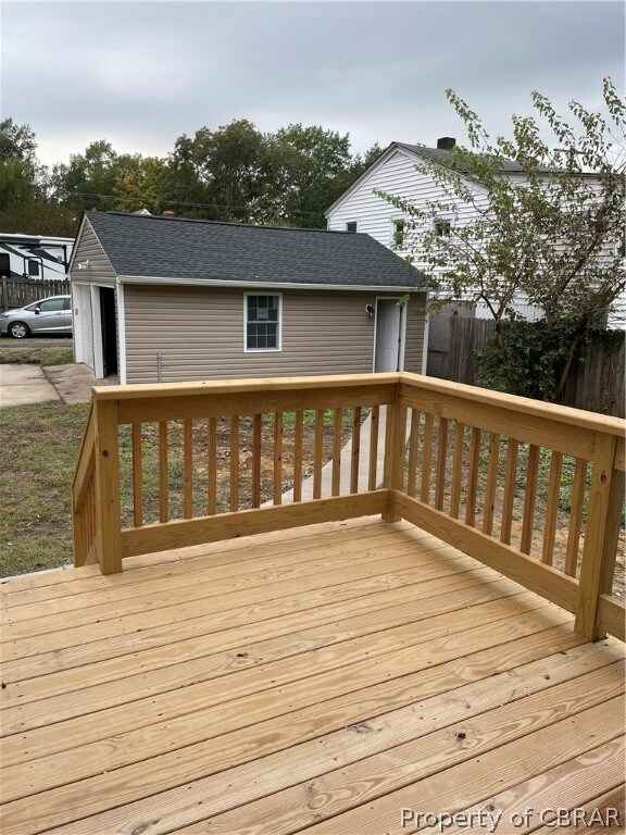 Detached 2 Car Garage