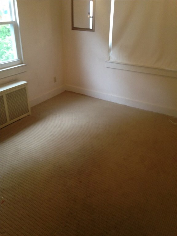 33 Tilden Ave, Warwick, RI 02888 - photo 6