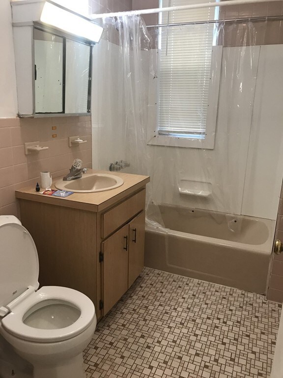 15 Myrtle St unit 1, Everett, MA 02149 - photo 7