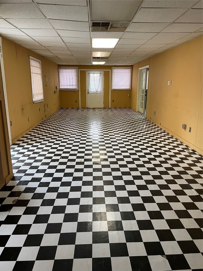 622 Uvalde Rd, Houston, TX 77015 - photo 3